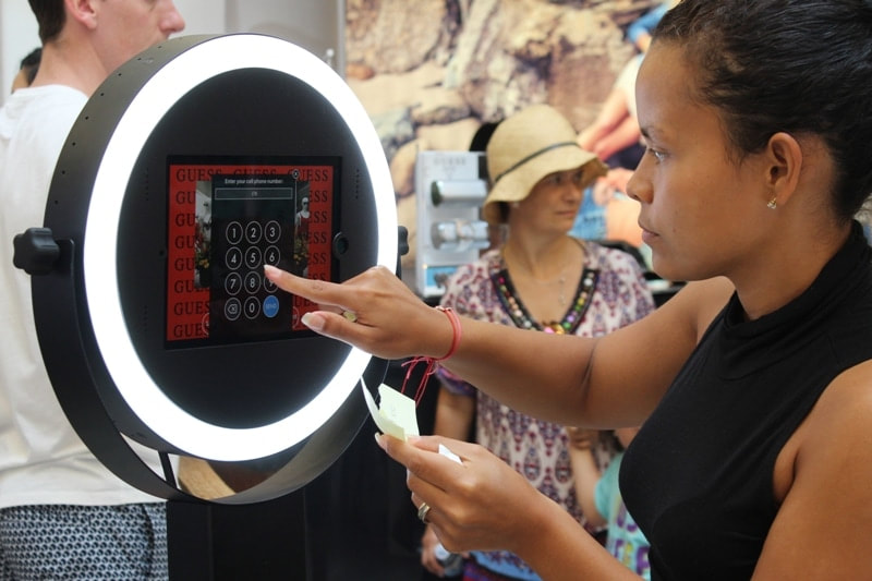 Live Boomerang Photo Booth Sharing at event in Miami, FL